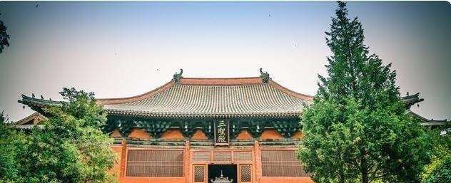 山西大同的这座寺院 被称为中国 现存最大 最完整 的辽金寺院 楠木轩