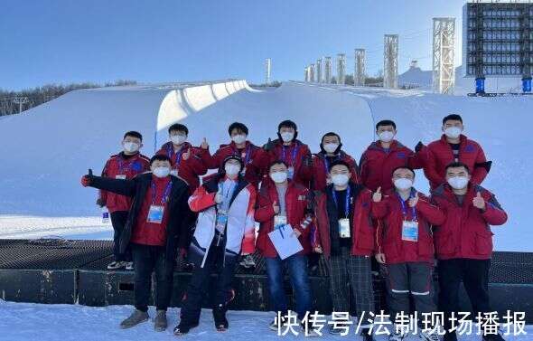 零下30度搬运 冬奥会上的这支队伍频获外国友人点赞 楠木轩