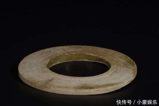 藏友带来“古蜀国风格玉器”市场估价竟高达50万
