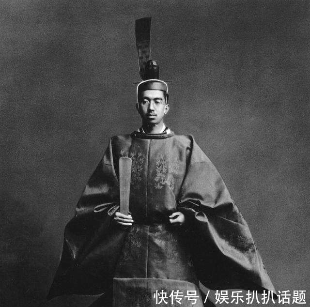 从昭和到令和：三位日本天皇对二战的反思与态度- 楠木轩