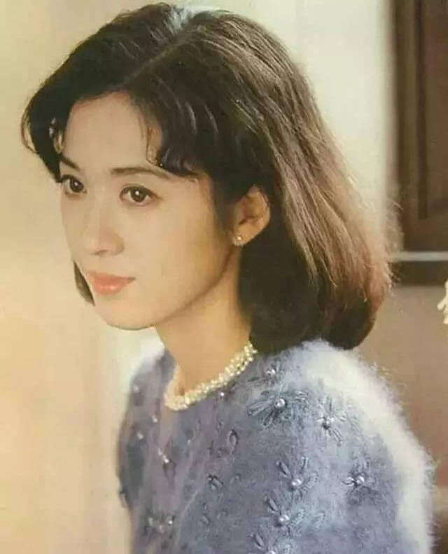 80年代娱乐圈第一美人 事业巅峰追随丈夫定居国外 66岁绝美容颜婚姻幸福 楠木轩