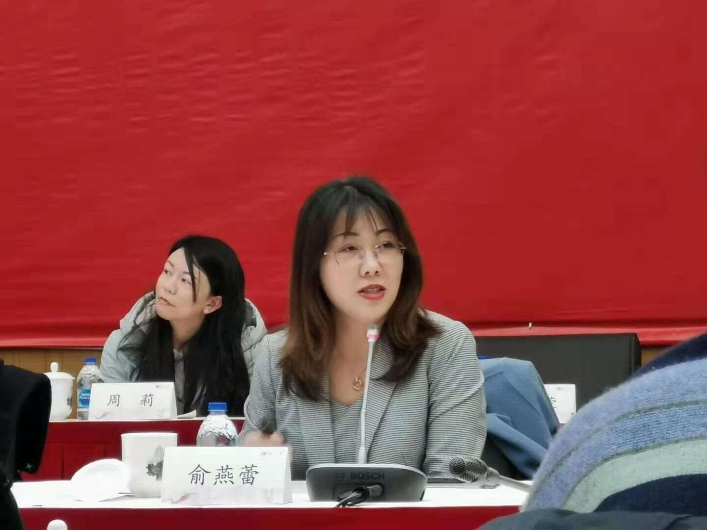 每一張成績單上都有女性的聰明才智 勤奮汗水 復旦大學今天的座談會上 優秀女教師分享了這些故事 楠木軒