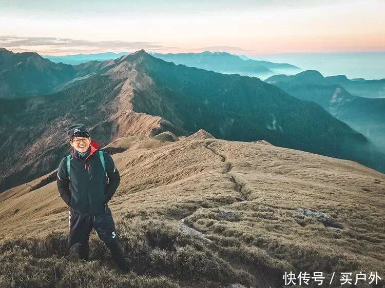 5个给新手爬山的装备建议 真的不用花钱买吗 楠木轩