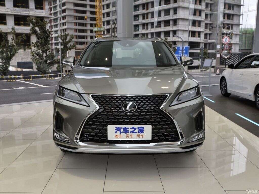 40多万买台豪华中大型suv 还是纯进口 雷克萨斯rx表现如何 楠木轩