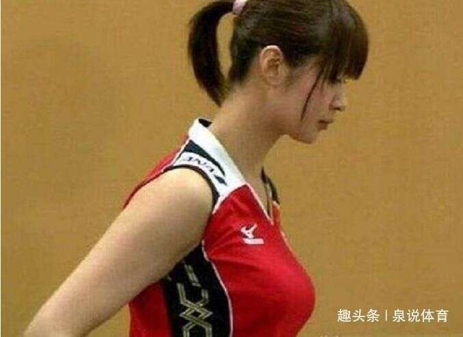 木村紗織 日本著名的排球運動員 她深受大家喜愛不只是因為美貌 楠木軒